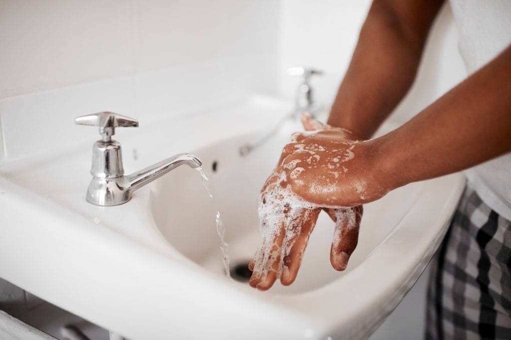 El lavado de manos regular ayuda a disminuir la propagación de infecciones y enfermedades