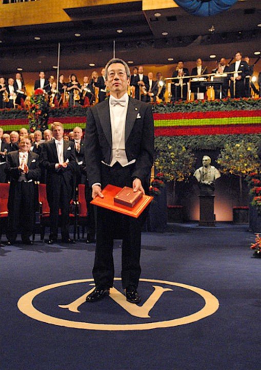 Roger Y. Tsien en la ceremonia de entrega del premio Nobel, 2008