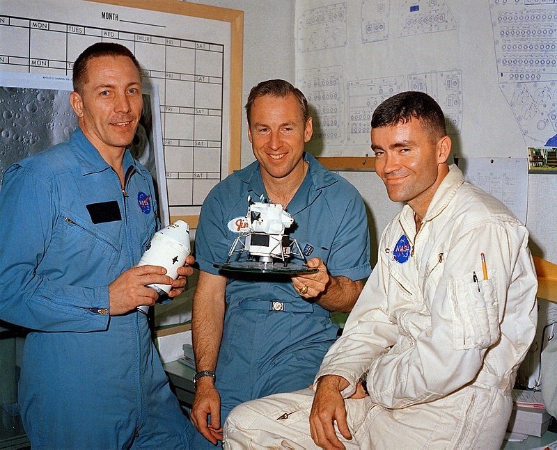 Swigert, Lovell y Haise el día antes del lanzamiento de la misión Apolo 13