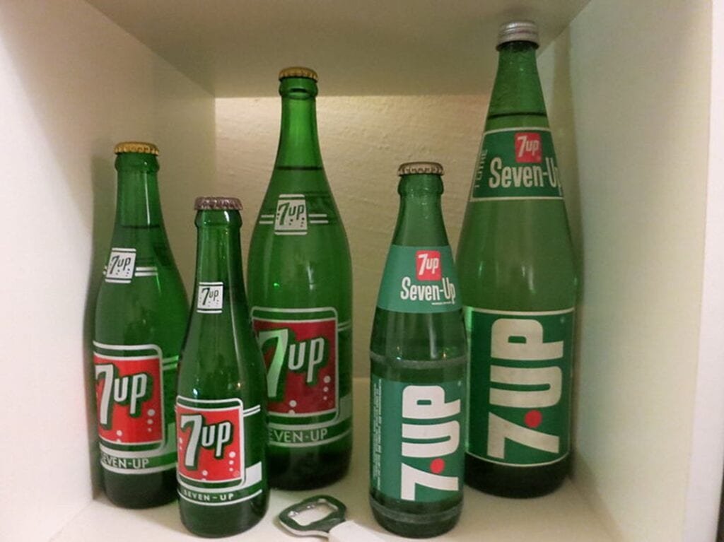 Botellas históricas de Seven up, Suiza