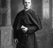 Reverendo Julius Nieuwland