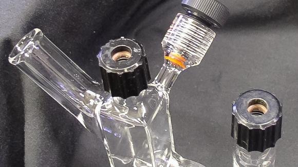 33. Celdas ópticamente transparentes